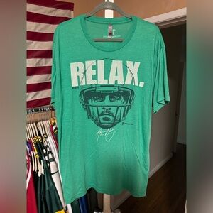 Aaron Rodgers “Relax” Green Bay Packers Graphic T-Shirt Size XL